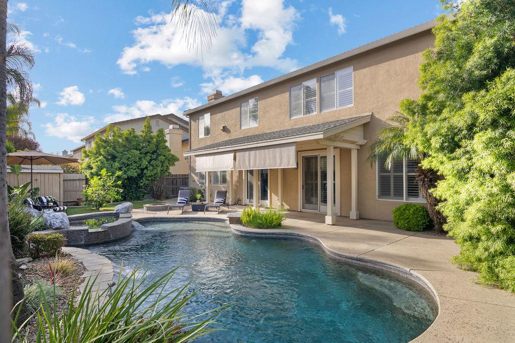 2104 Huxley Way, Modesto, CA 95356