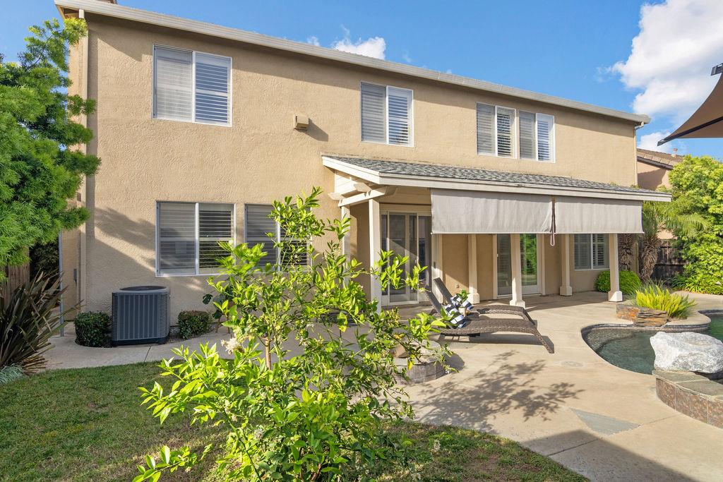 2104 Huxley Way, Modesto, CA 95356