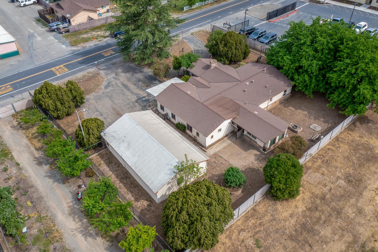 13230 4th St, Hickman, CA 95323