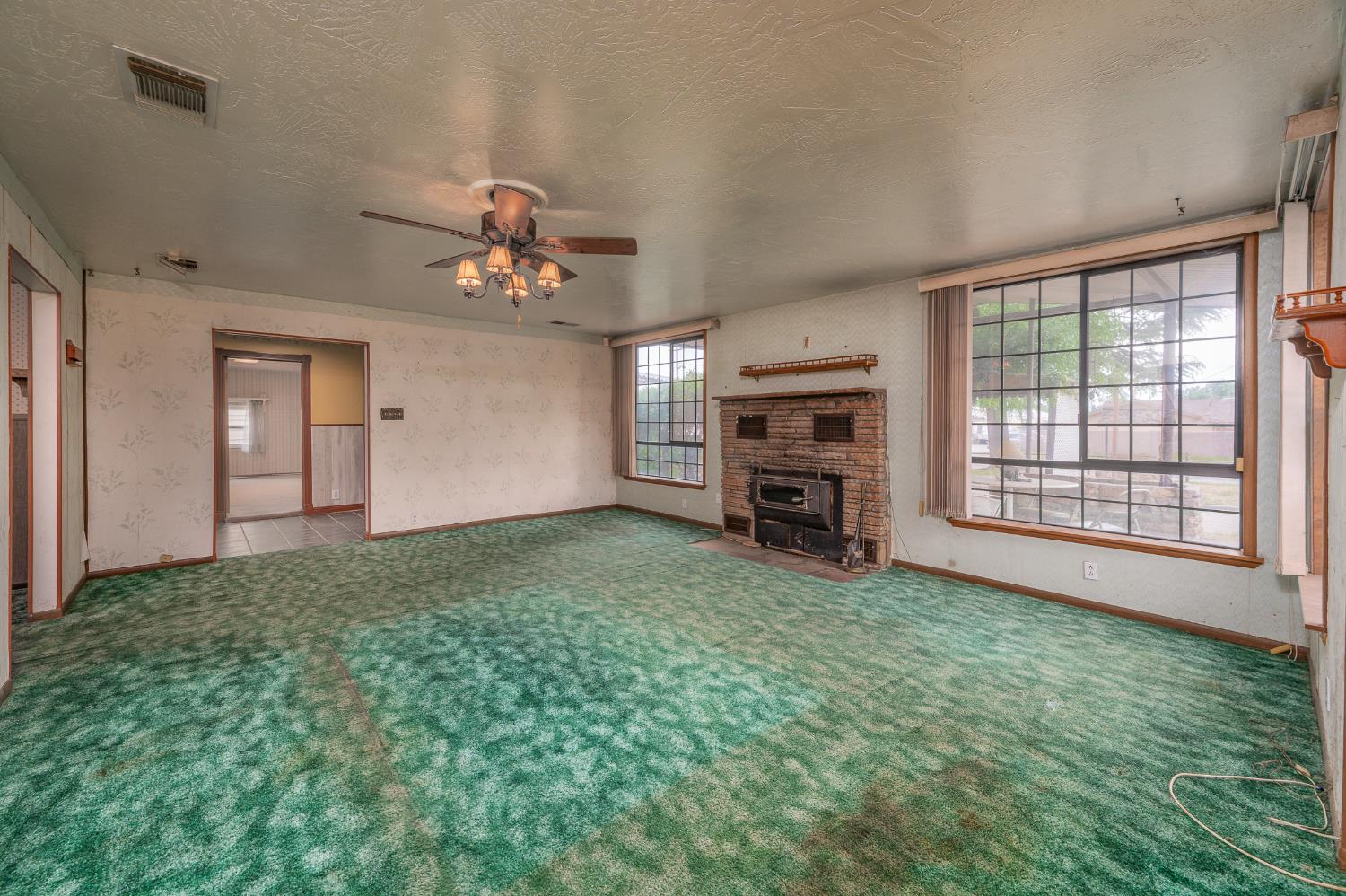 13230 4th St, Hickman, CA 95323