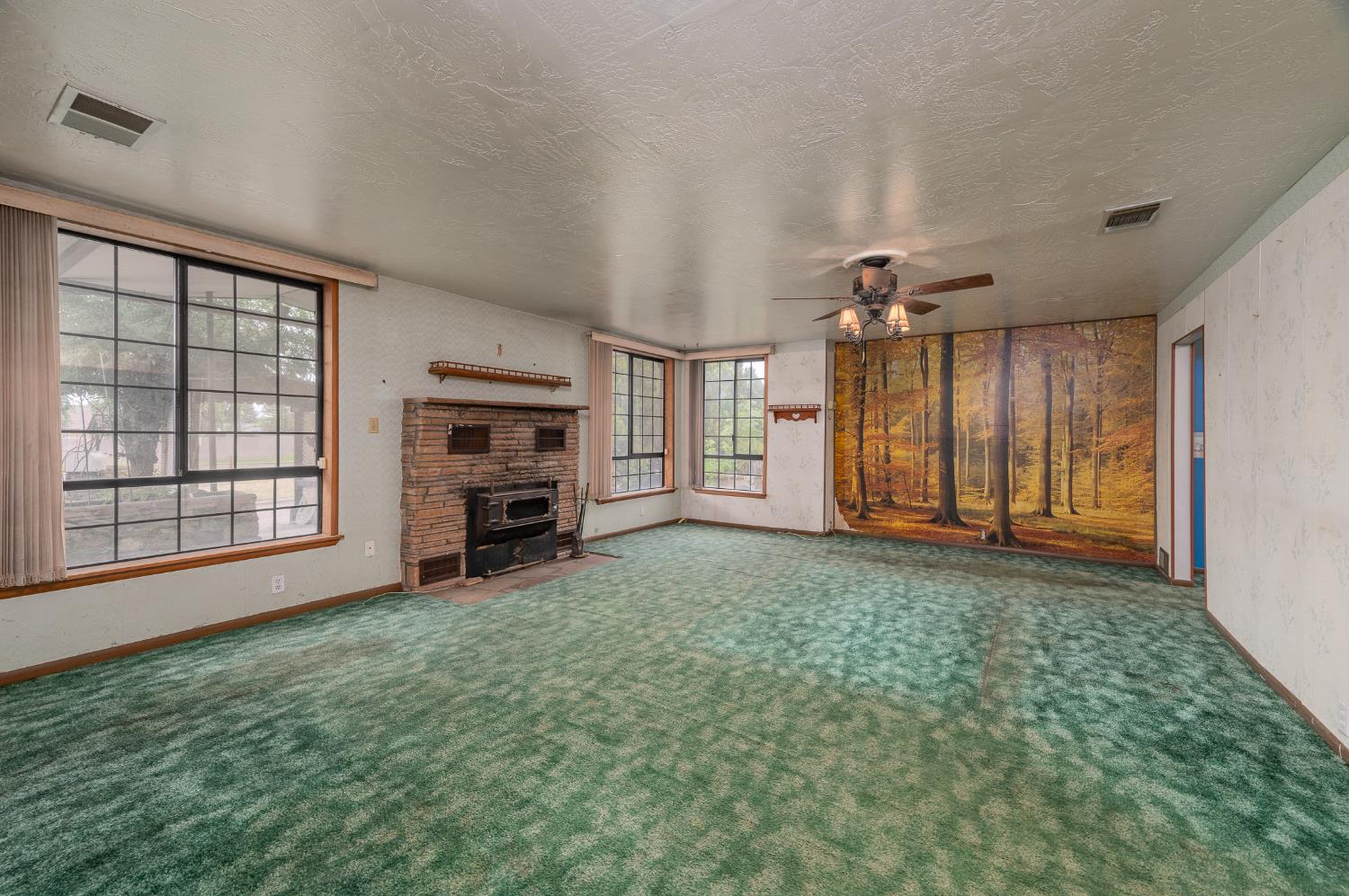 13230 4th St, Hickman, CA 95323