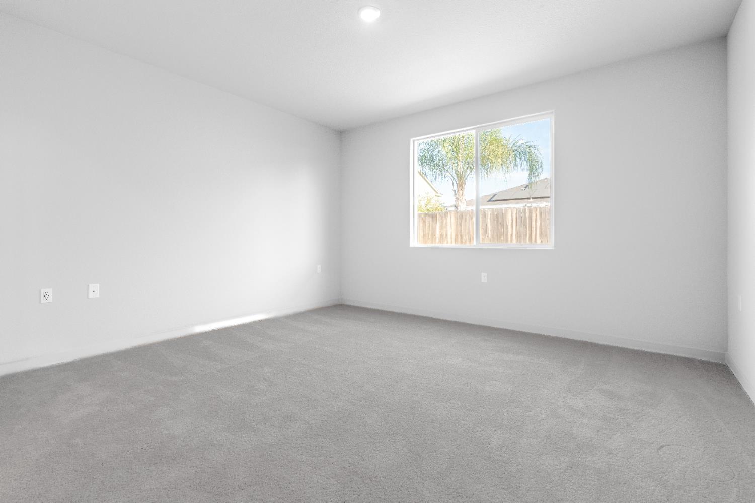 4735 Ariel St, Keyes, CA 95328