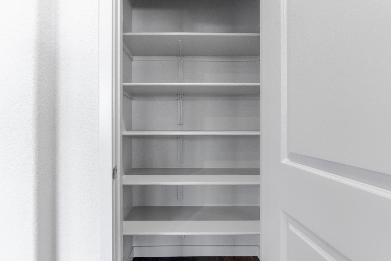 4735 Ariel St, Keyes, CA 95328