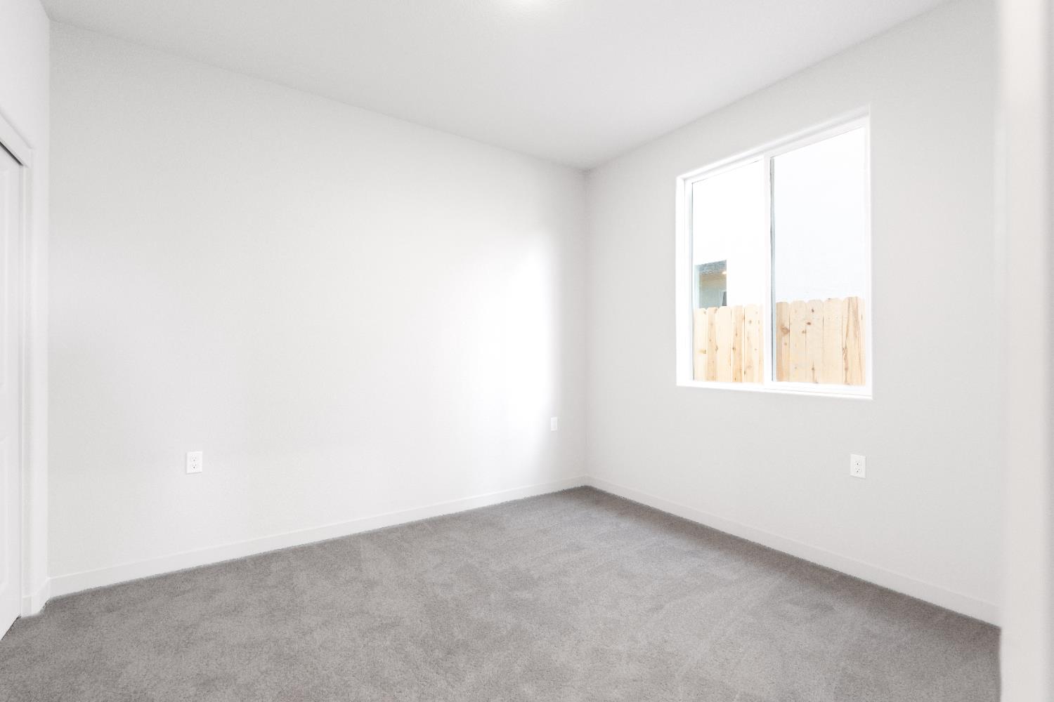 4735 Ariel St, Keyes, CA 95328