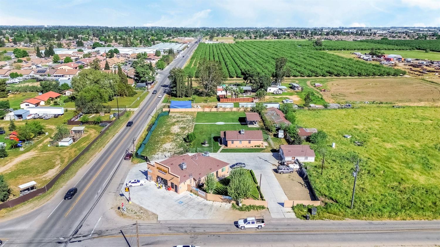 24110 Avenue 14, Madera, CA 93637