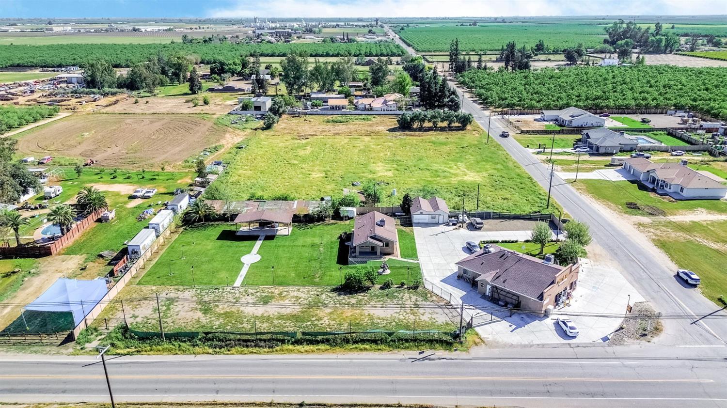 24110 Avenue 14, Madera, CA 93637