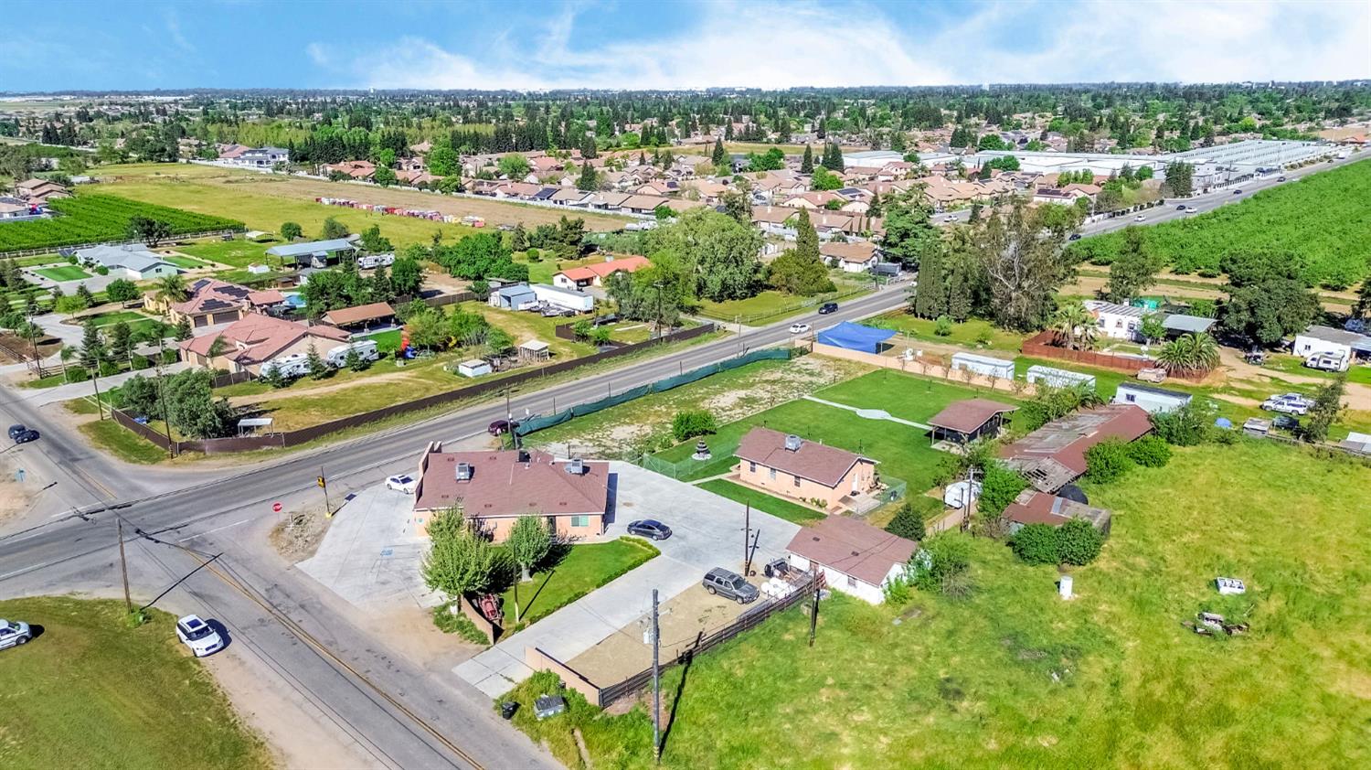 24110 Avenue 14, Madera, CA 93637