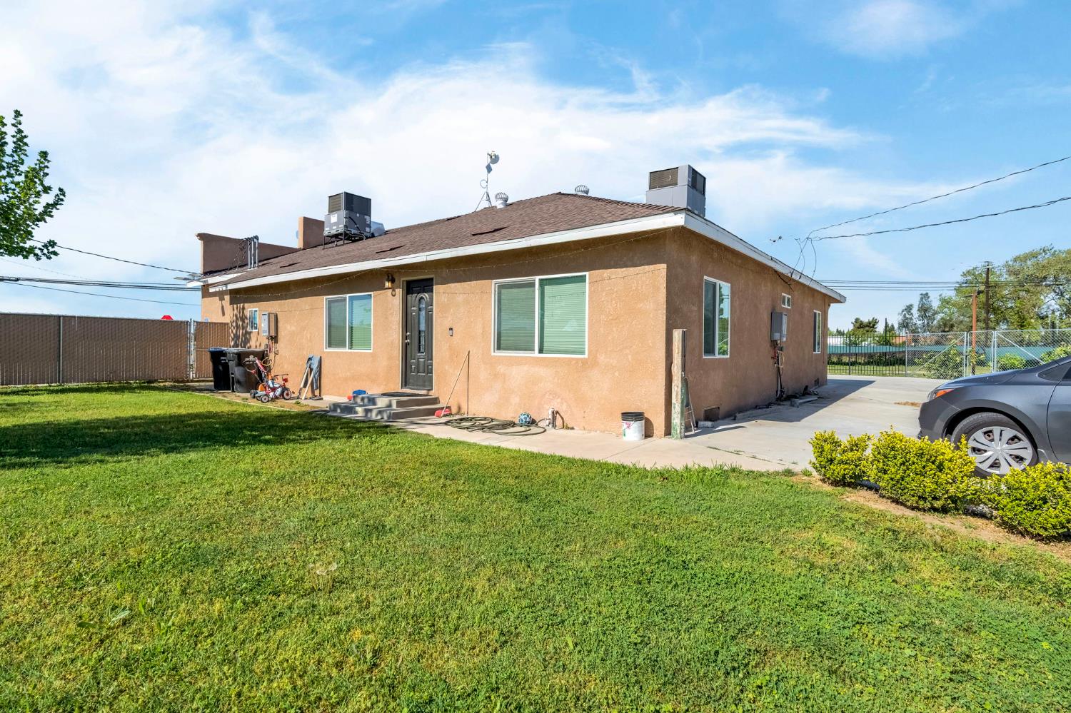 24110 Avenue 14, Madera, CA 93637