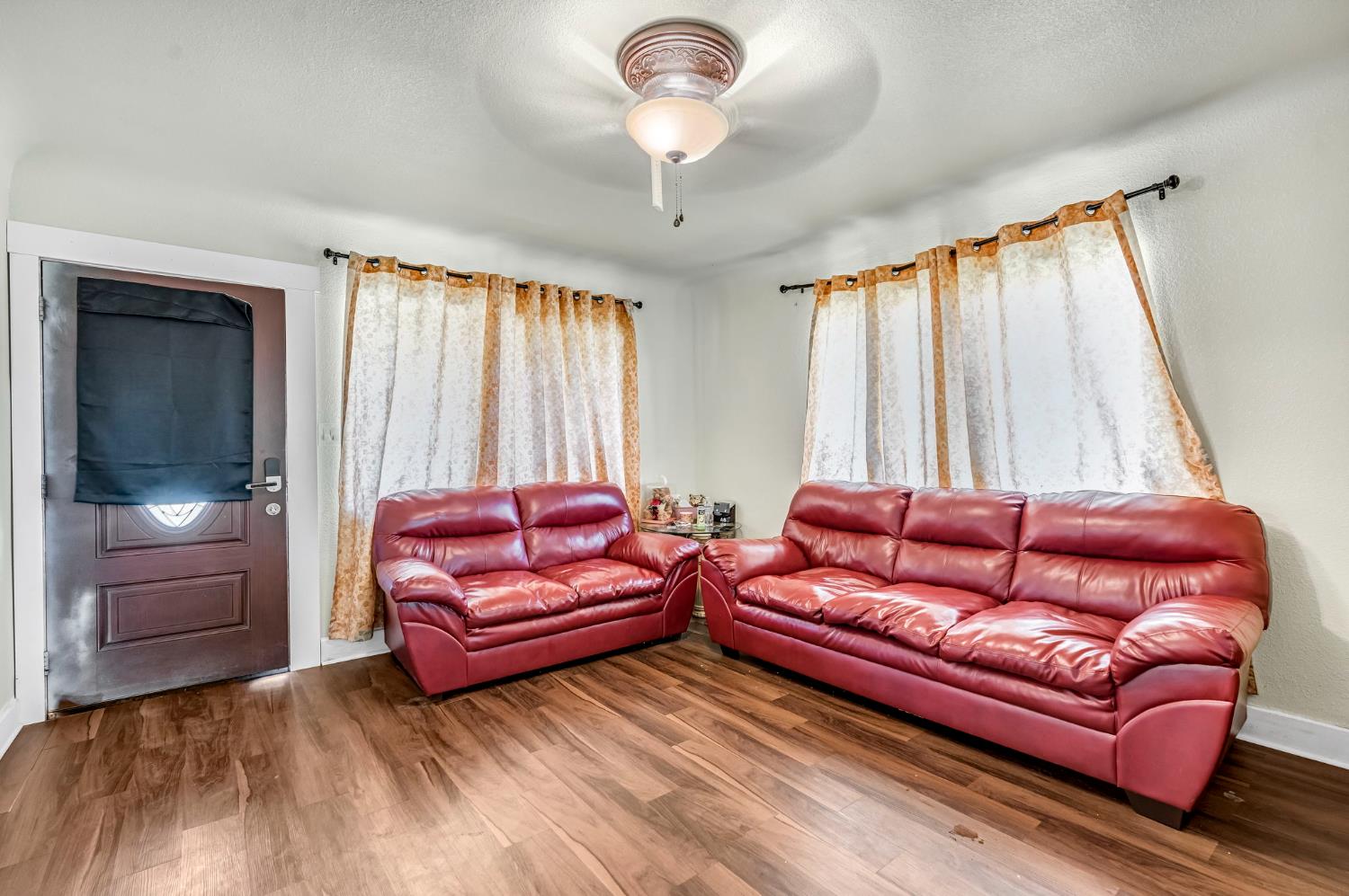 24110 Avenue 14, Madera, CA 93637