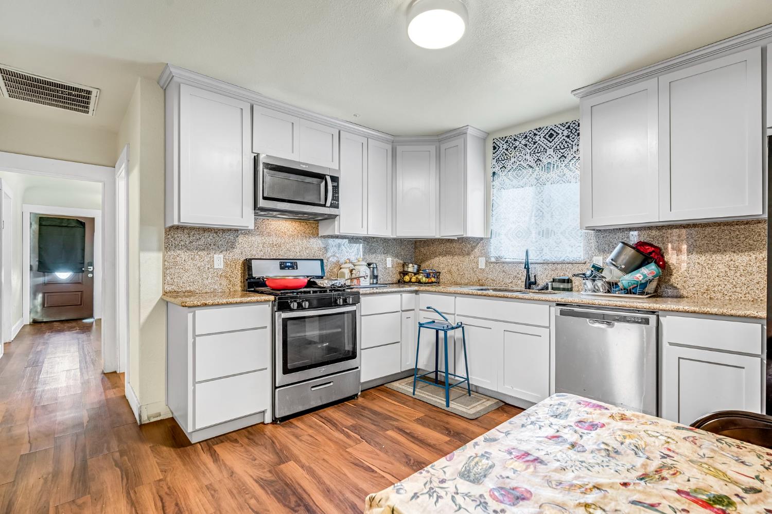 24110 Avenue 14, Madera, CA 93637