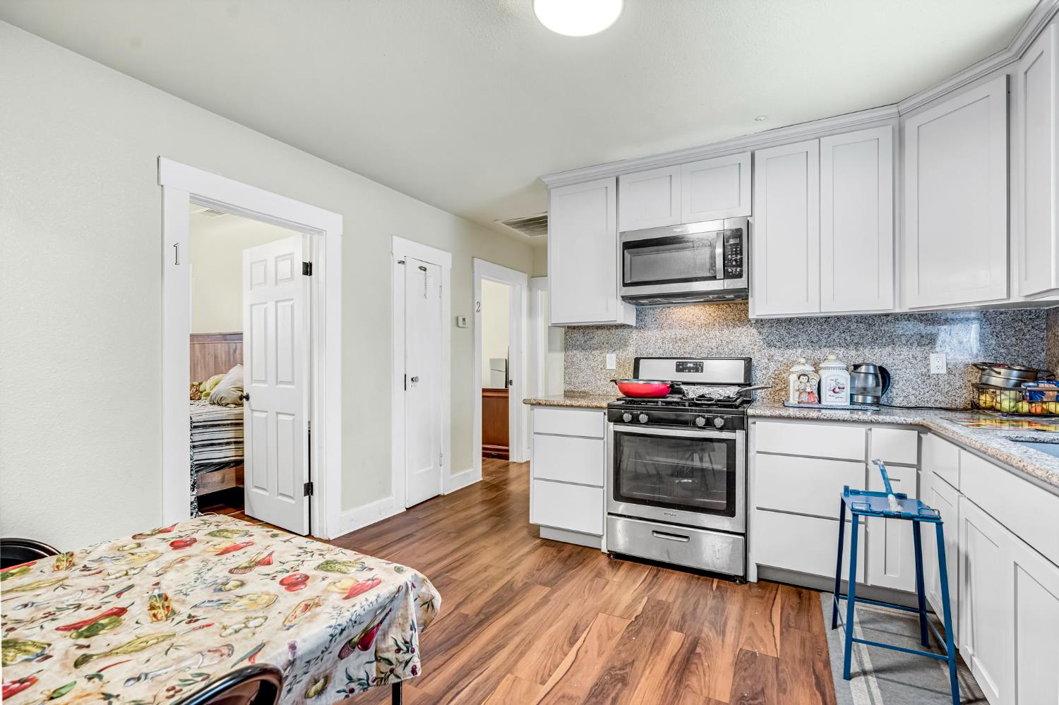 24110 Avenue 14, Madera, CA 93637