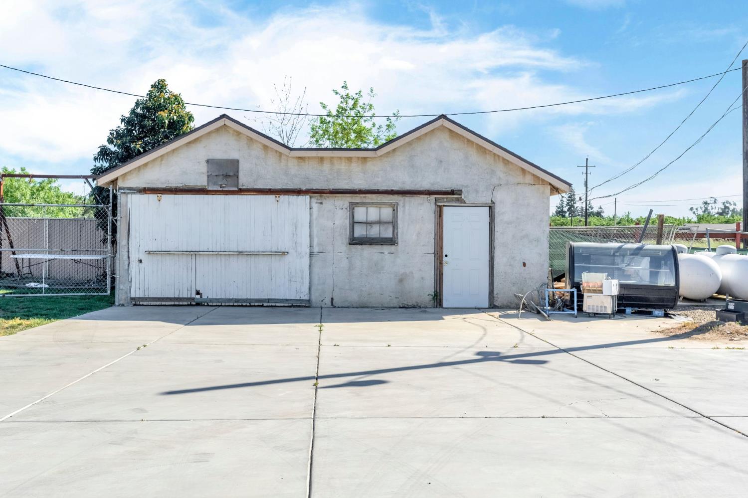 24110 Avenue 14, Madera, CA 93637