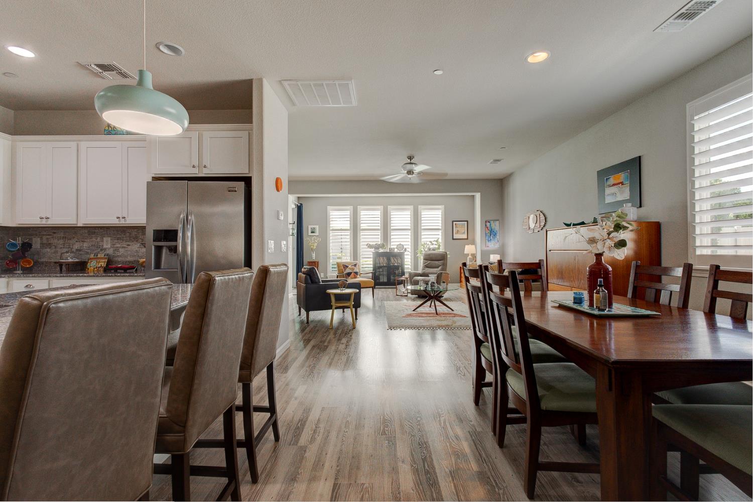 1635 Arbor Brook Dr, Manteca, CA 95336