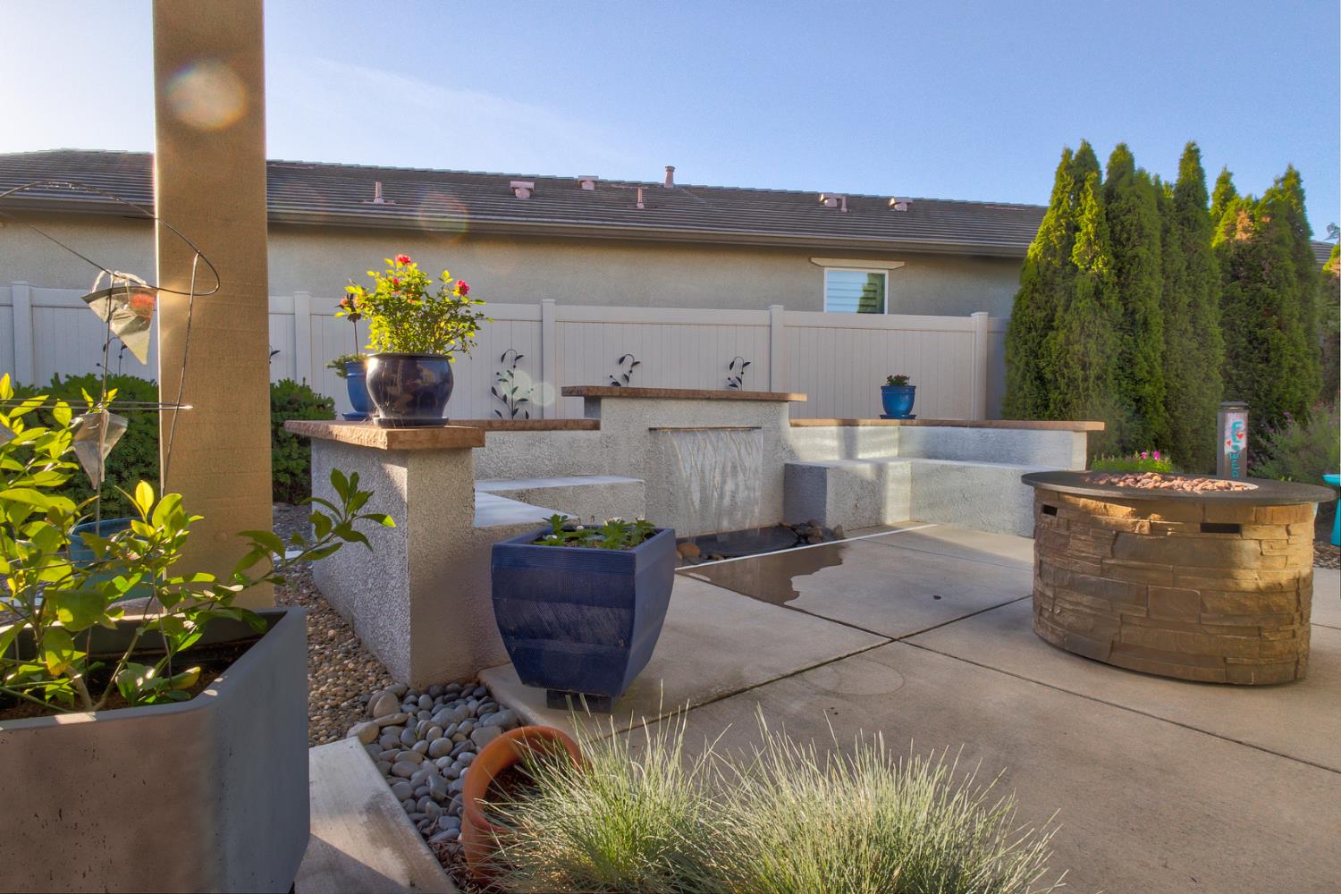 1635 Arbor Brook Dr, Manteca, CA 95336