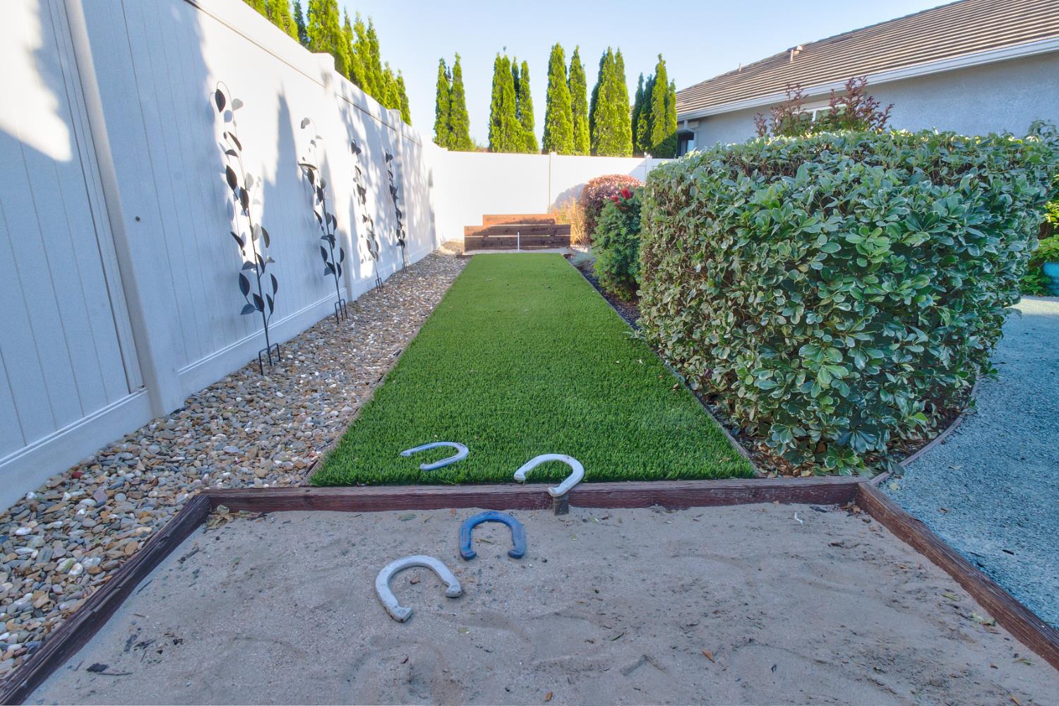 1635 Arbor Brook Dr, Manteca, CA 95336