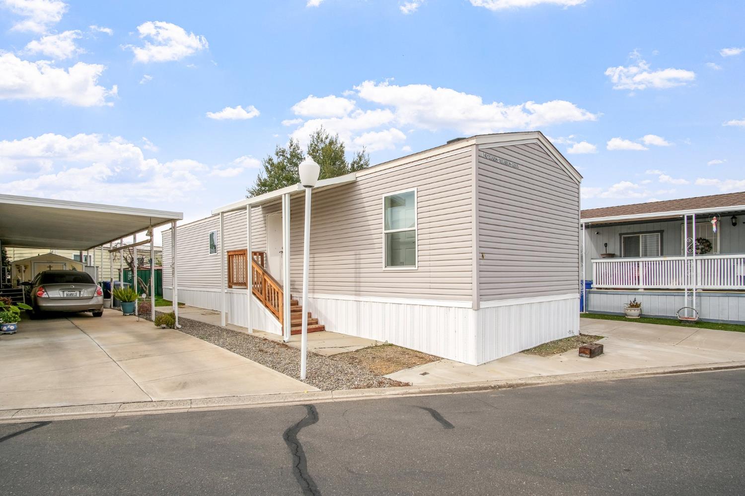 1400 Meredith Ave #81, Gustine, CA 95322