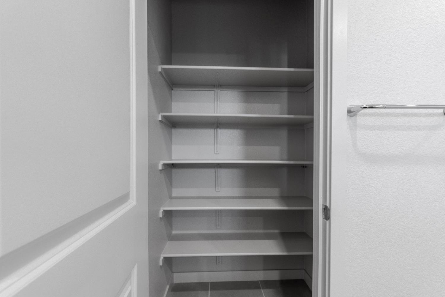 4741 Ariel St, Keyes, CA 95328