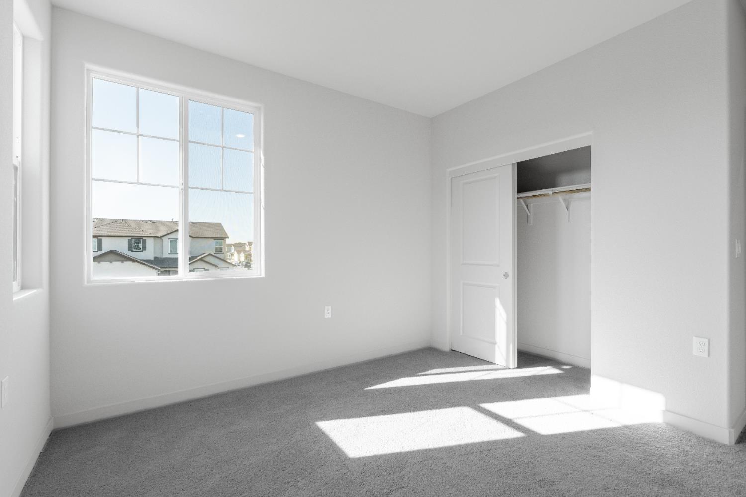 4741 Ariel St, Keyes, CA 95328