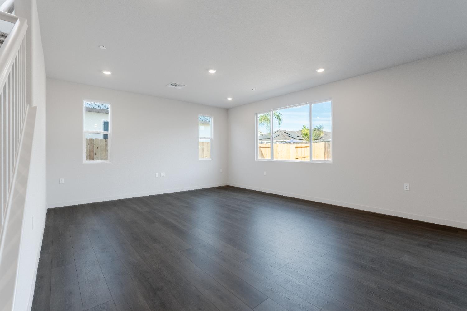 4741 Ariel St, Keyes, CA 95328