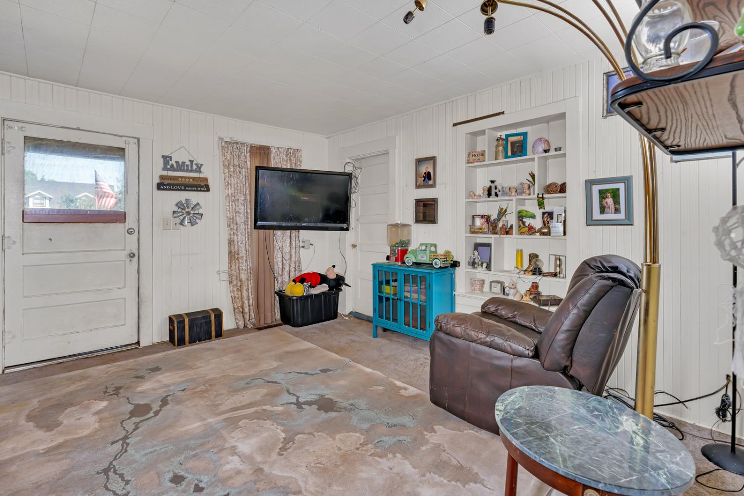 45777 Valeria Ave, Dos Palos, CA 93620