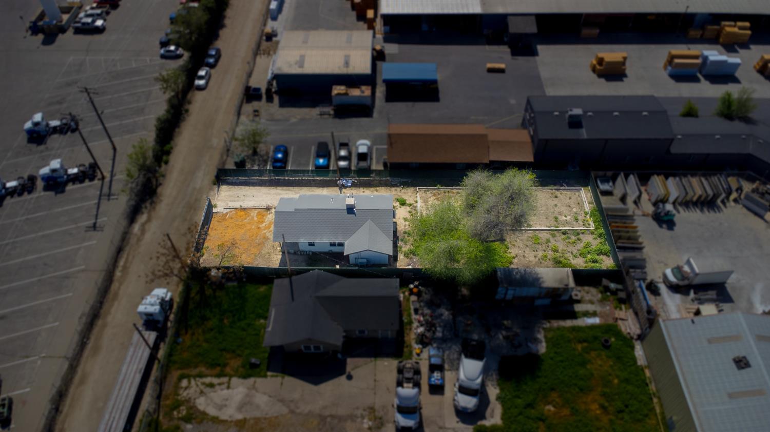 613 Beard Ave, Modesto, CA 95354