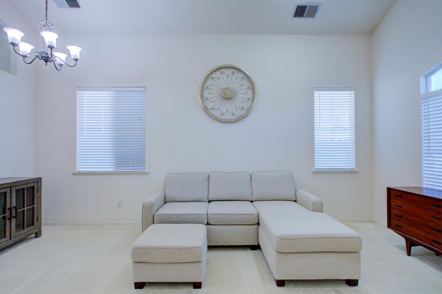 862 Moonbeam Way, Turlock, CA 95382