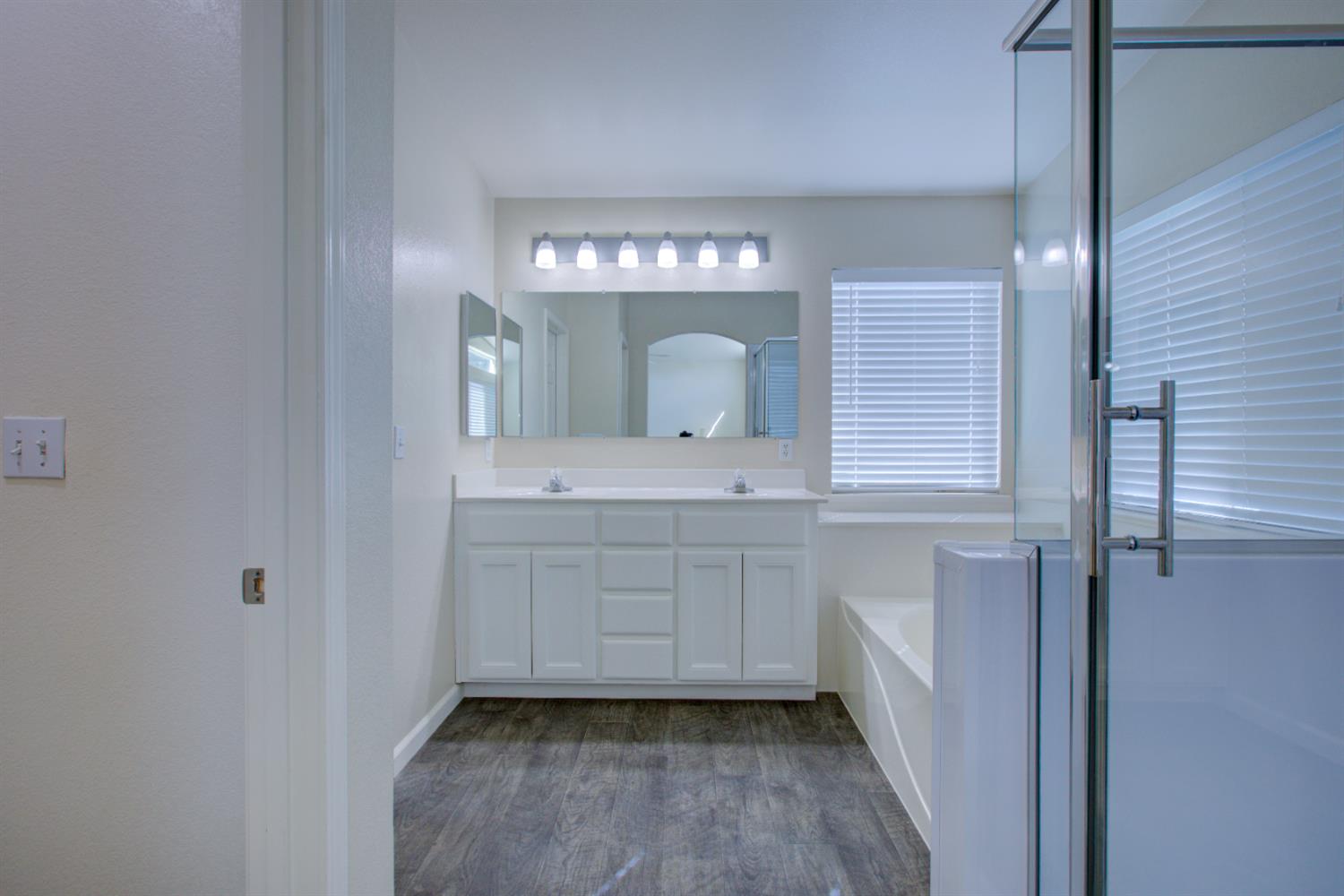 862 Moonbeam Way, Turlock, CA 95382