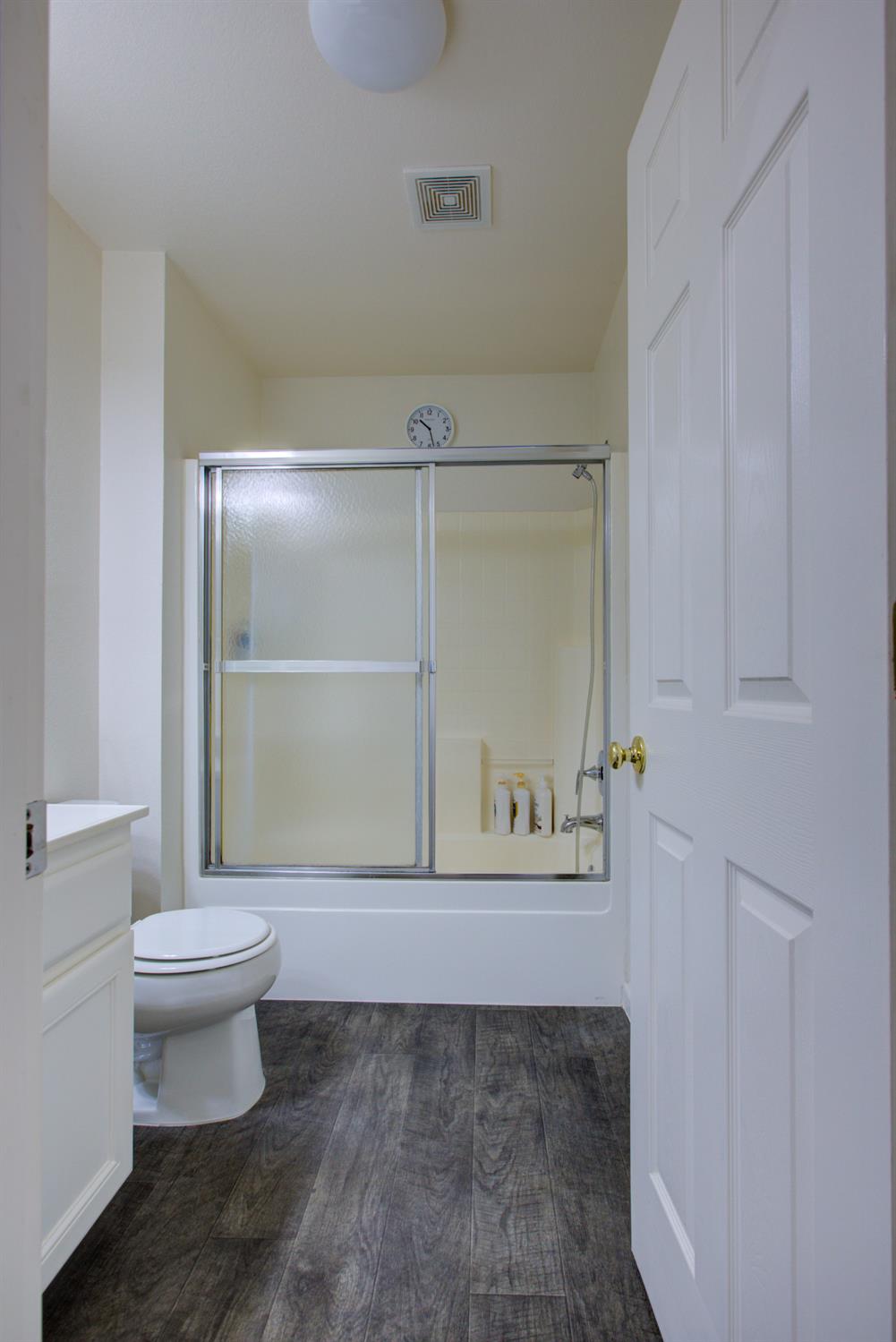 862 Moonbeam Way, Turlock, CA 95382