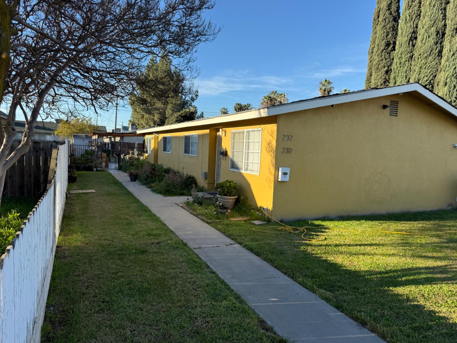 232 230 Angelus St, Turlock, CA 95380