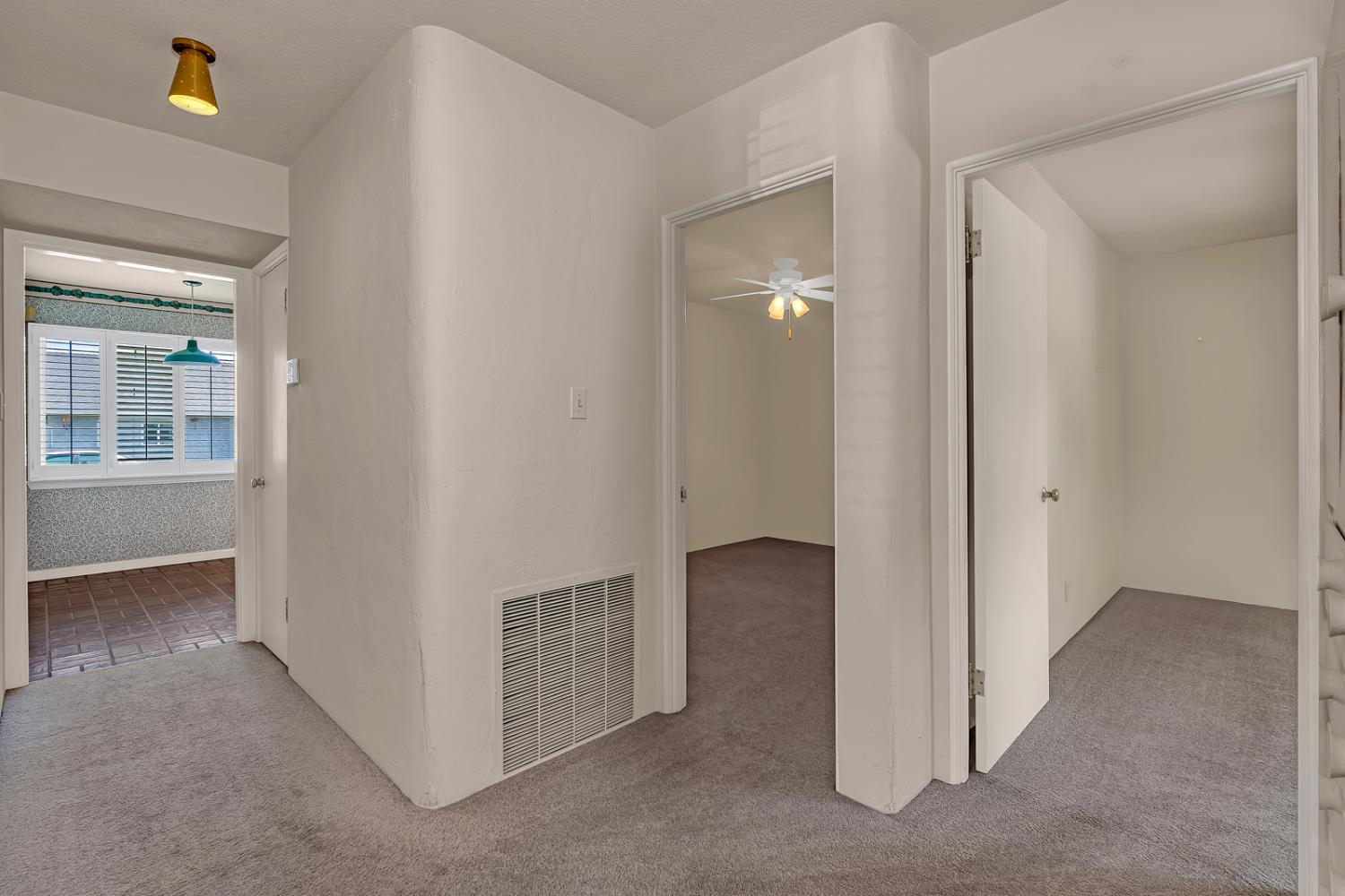 1502 Paradise Lane, Los Banos, CA 93635