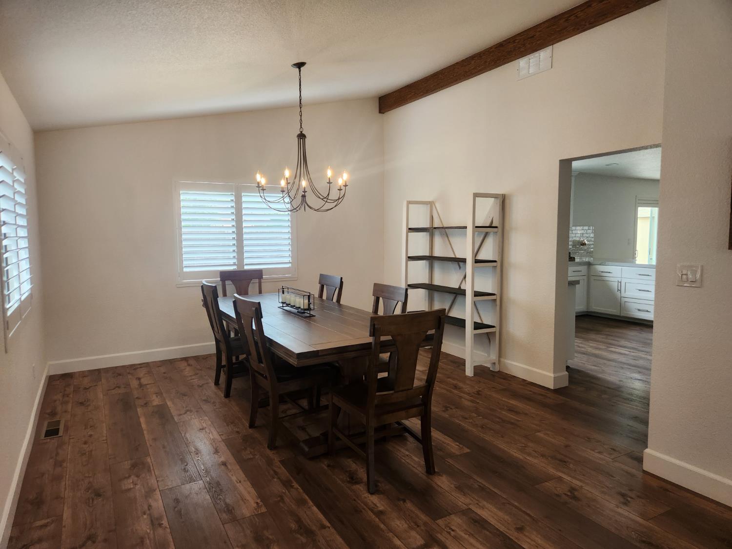 861 River Bluff Ct, Oakdale, CA 95361