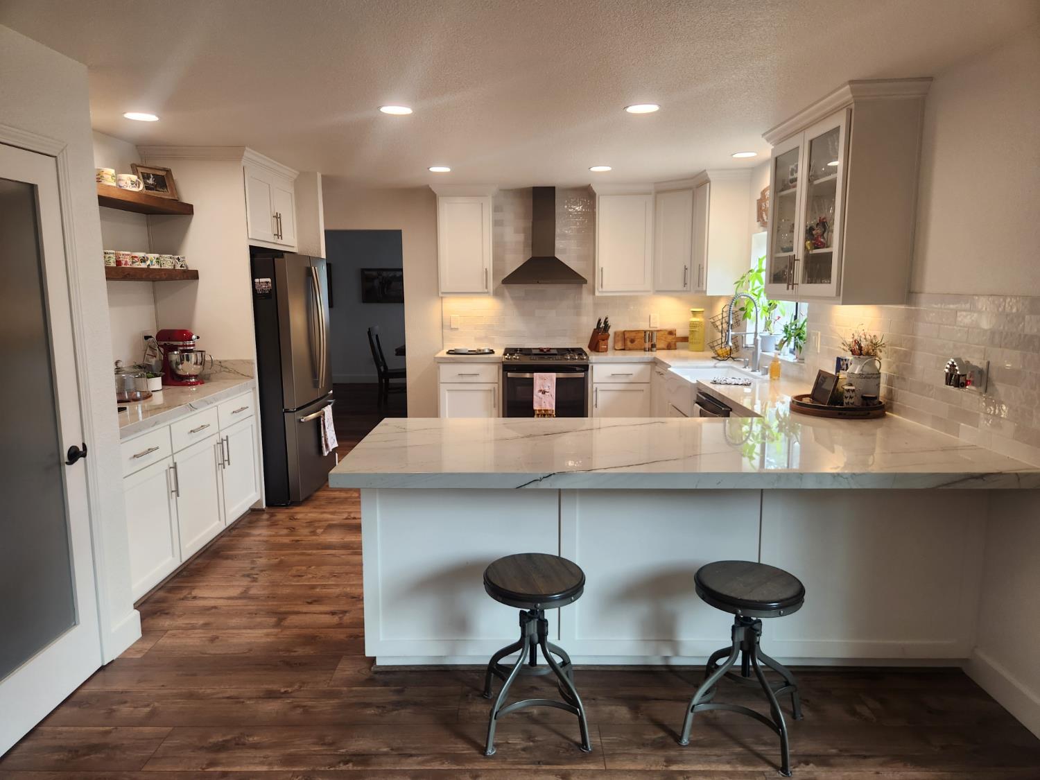 861 River Bluff Ct, Oakdale, CA 95361