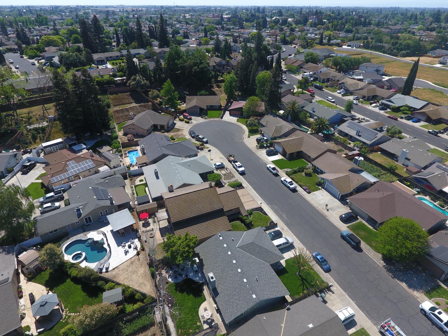 861 River Bluff Ct, Oakdale, CA 95361