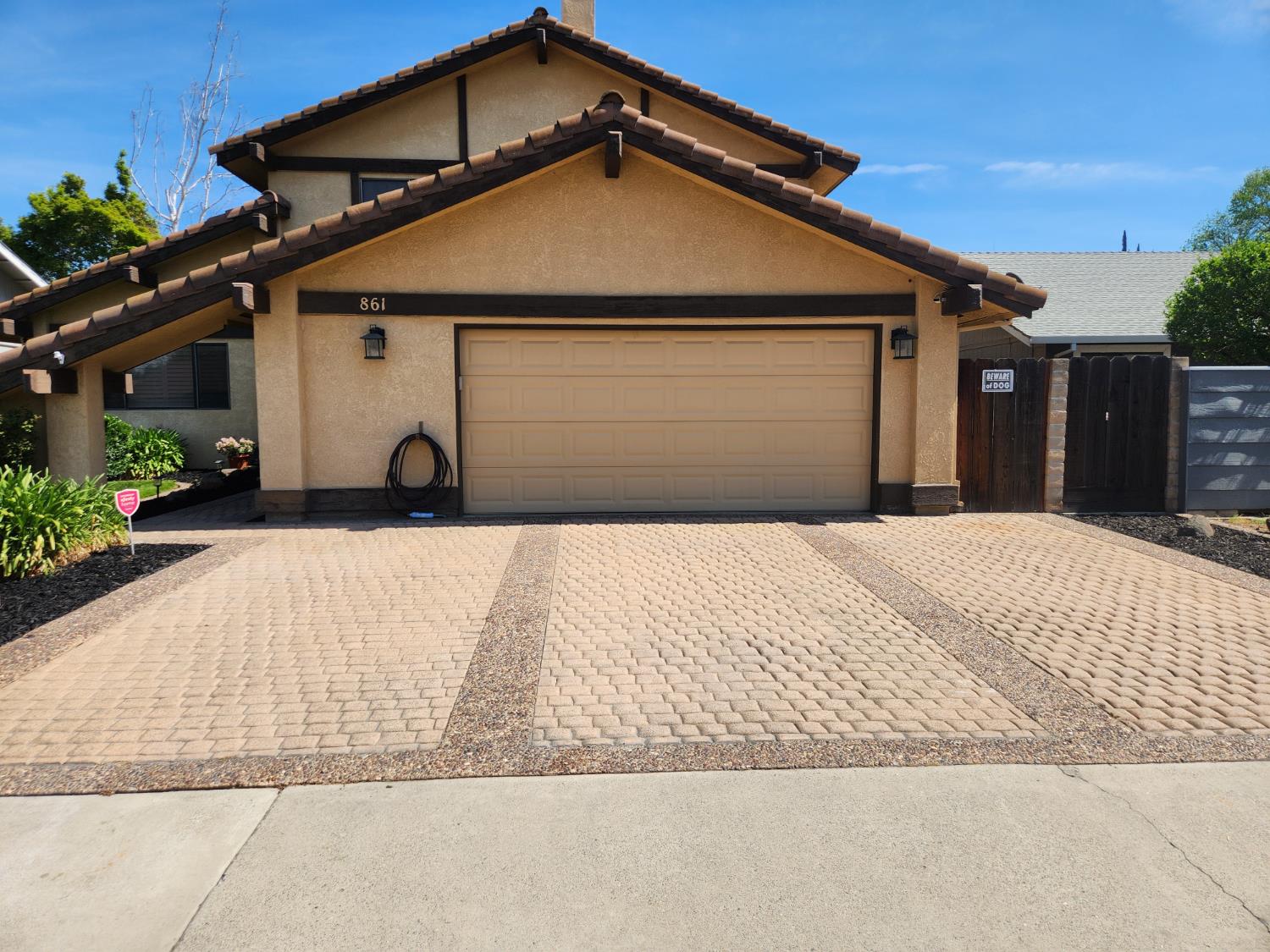 861 River Bluff Ct, Oakdale, CA 95361