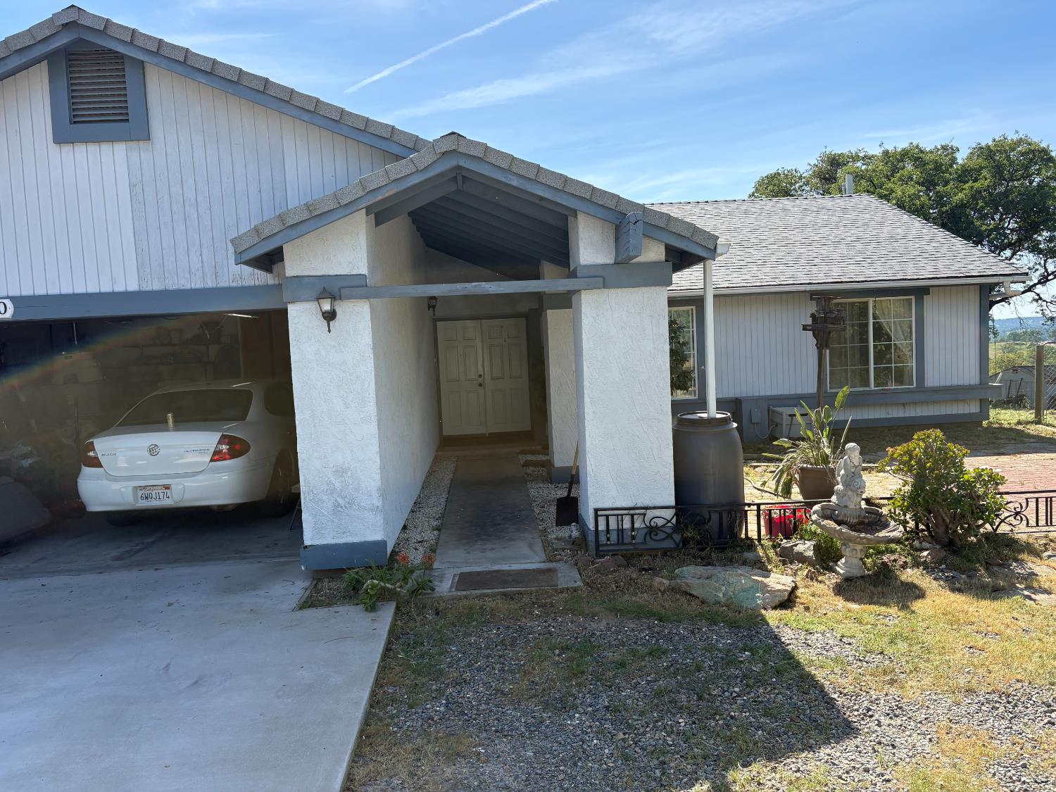 4440 E Arbolada Dr, La Grange, CA 95329