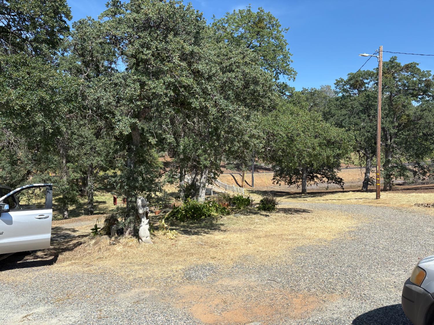 4440 E Arbolada Dr, La Grange, CA 95329