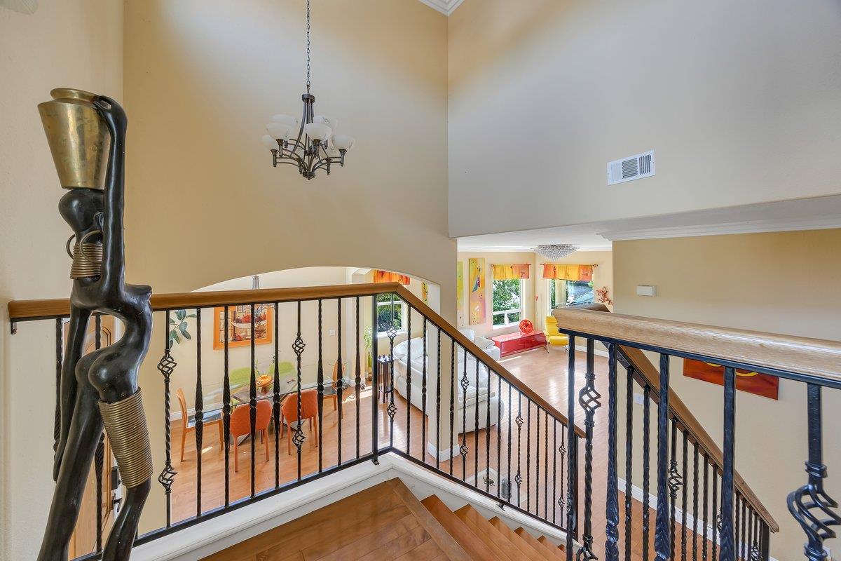 33 Aurora Ln, Copperopolis, CA 95228