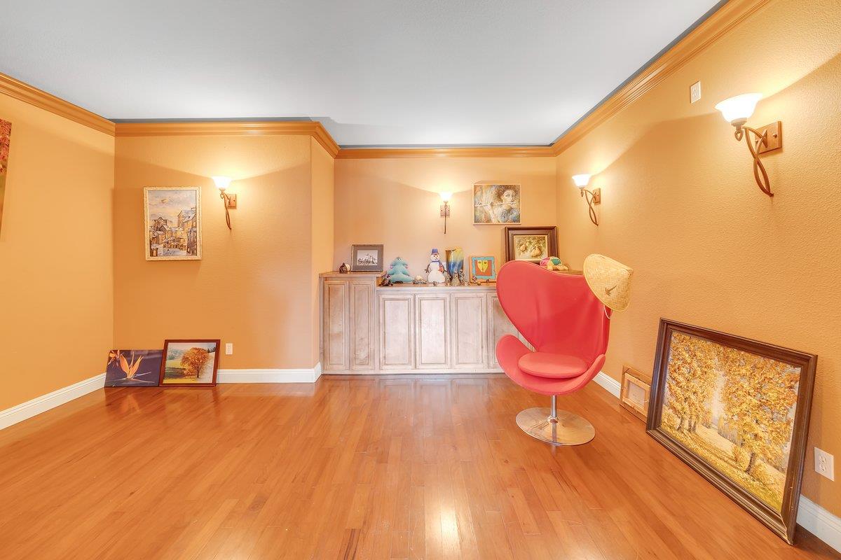 33 Aurora Ln, Copperopolis, CA 95228