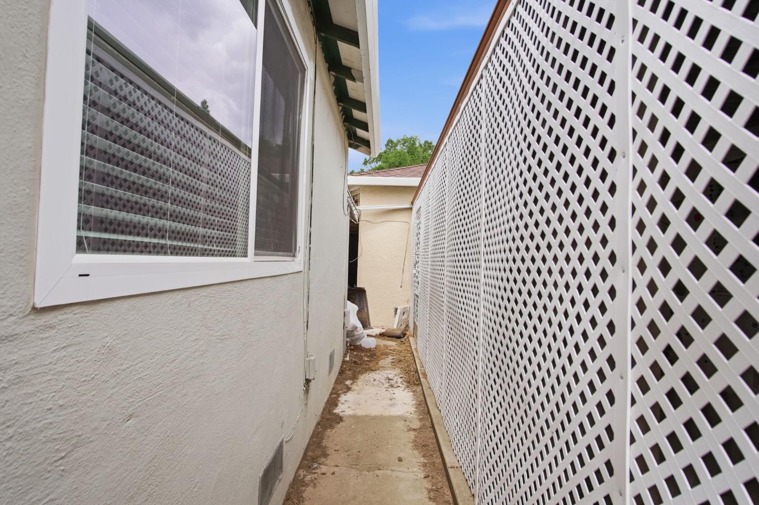 898 Yosemite Pkwy, Merced, CA 95341