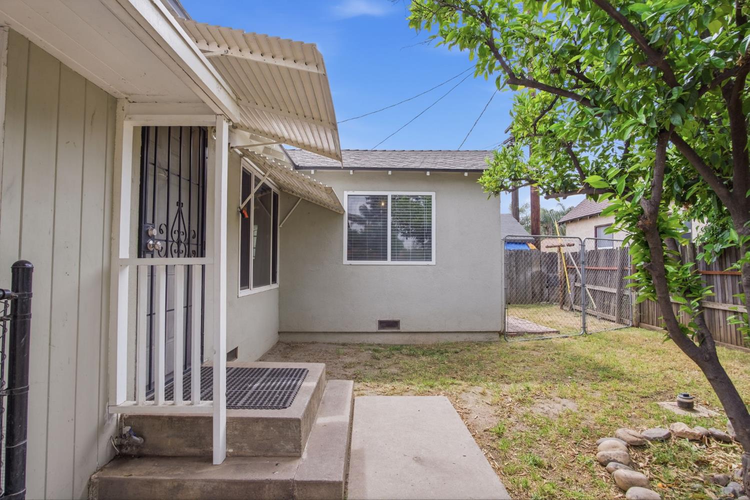 898 Yosemite Pkwy, Merced, CA 95341