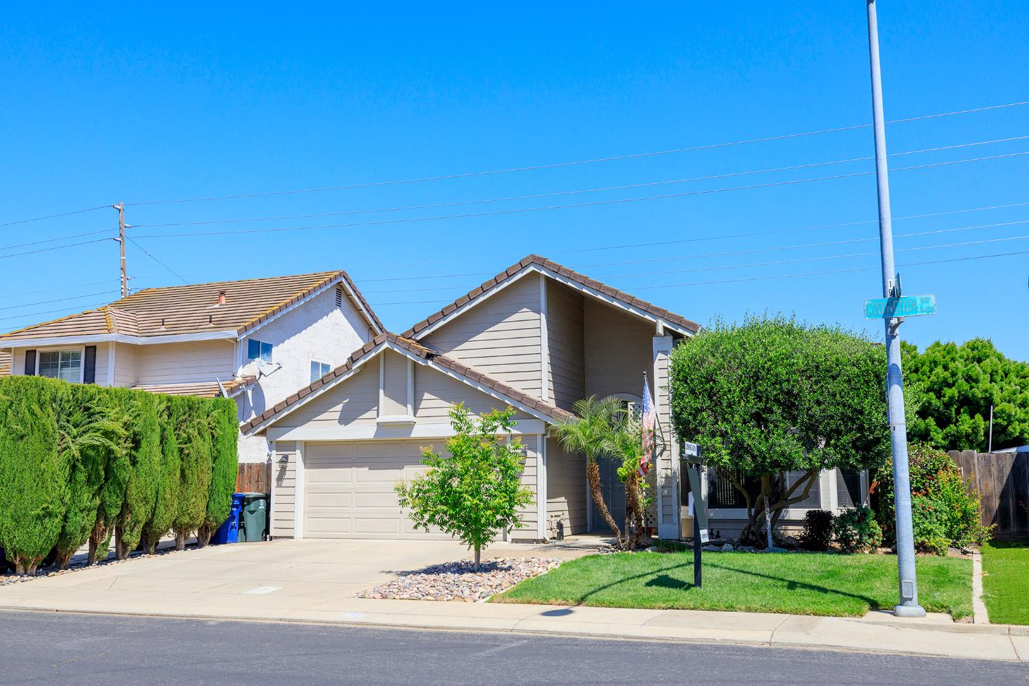 424 Codington Way, Modesto, CA 95355