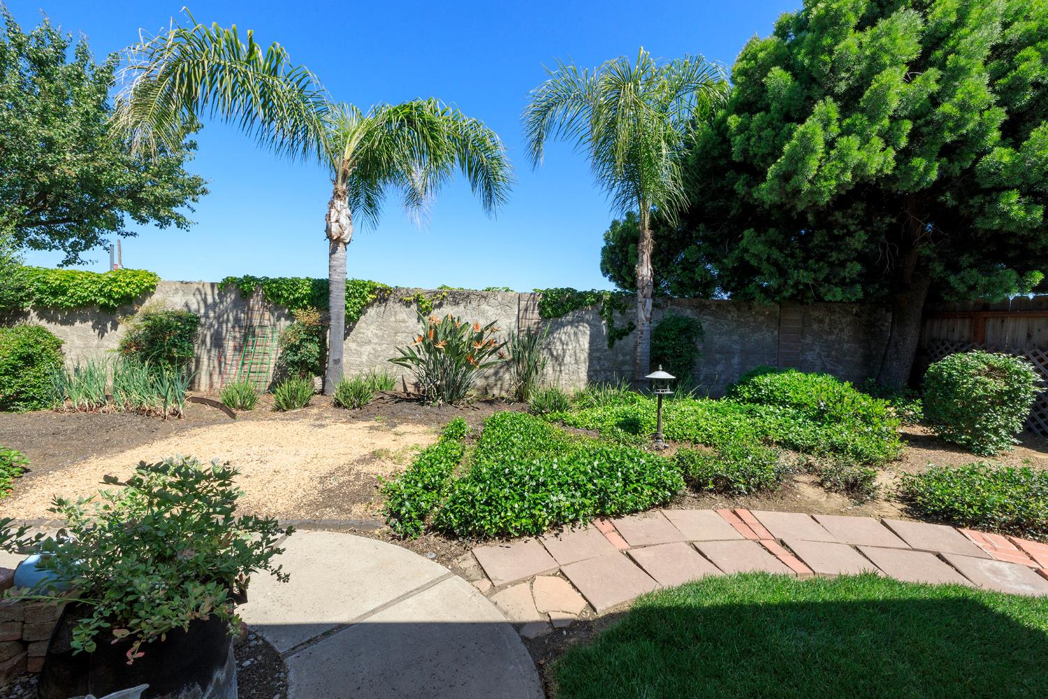 424 Codington Way, Modesto, CA 95355