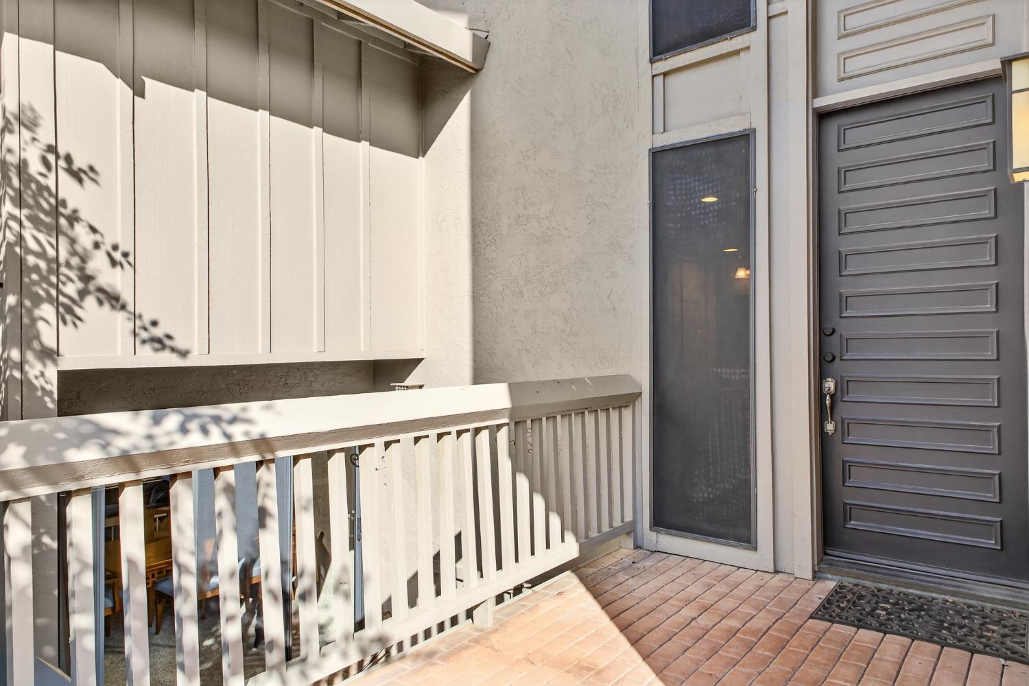 1729 Edgebrook Dr #A, Modesto, CA 95354