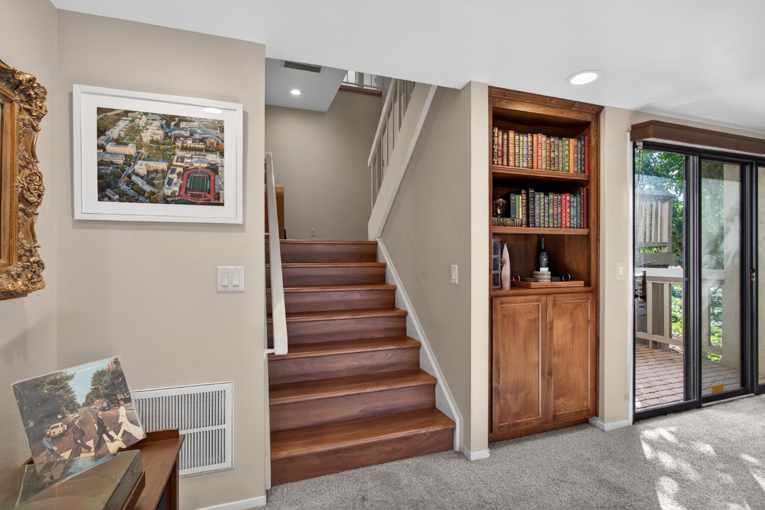 1729 Edgebrook Dr #A, Modesto, CA 95354