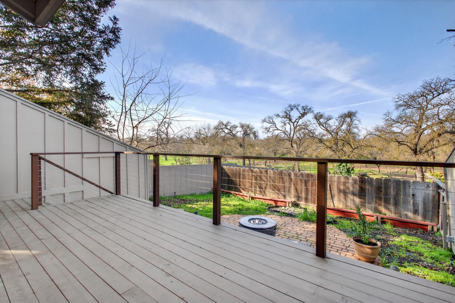 1729 Edgebrook Dr #A, Modesto, CA 95354