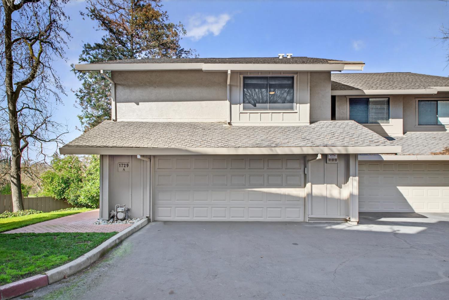 1729 Edgebrook Dr #A, Modesto, CA 95354