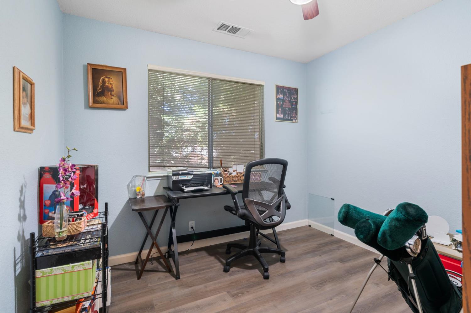 1712 Patton Dr, Modesto, CA 95356