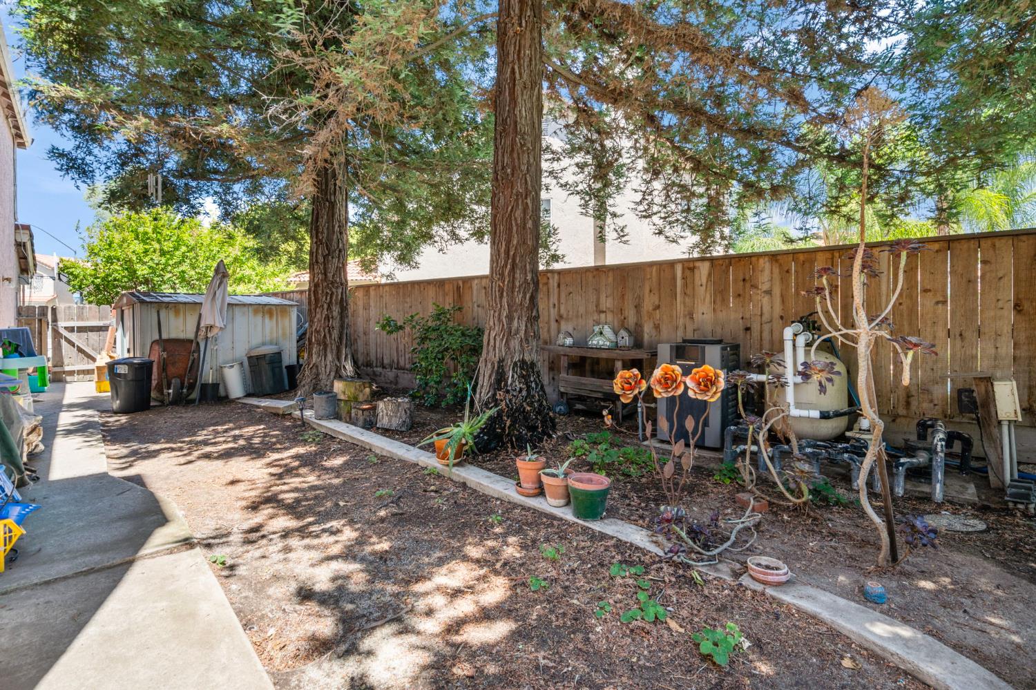 1712 Patton Dr, Modesto, CA 95356