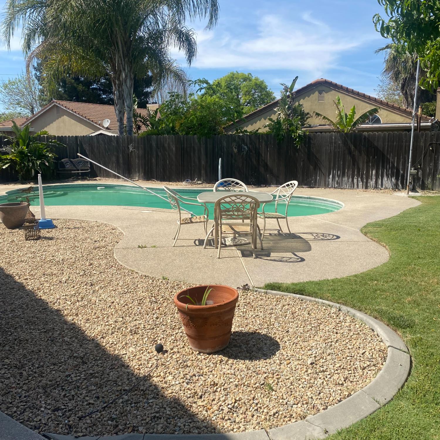 1095 Skyway Ct, Turlock, CA 95380