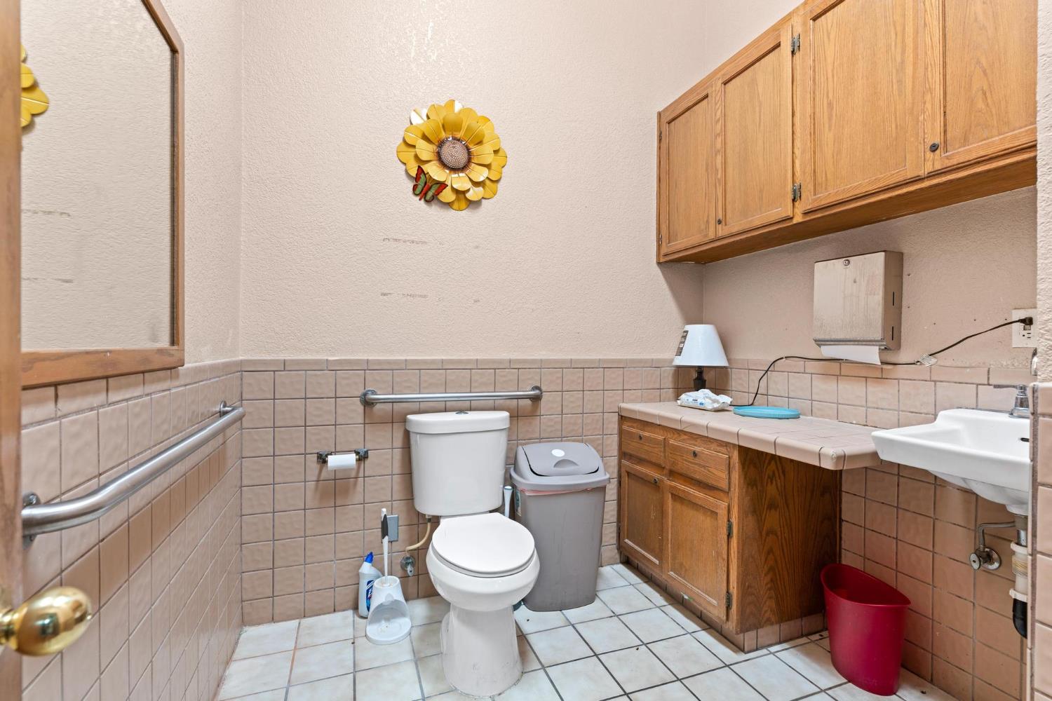 3007 Dale Ct, Ceres, CA 95307